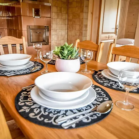 Gosciniec U Bobakow Apartment *